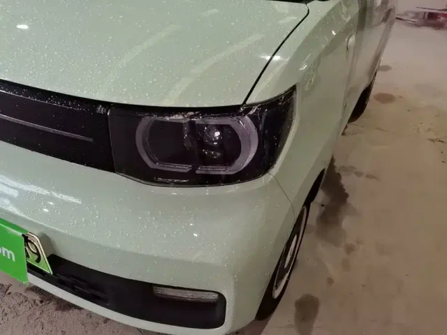 Wuling Hongguang Mini EV — Фото автомобиля 23
