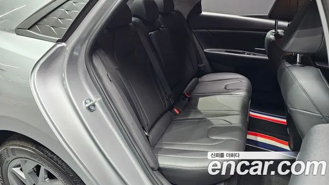 Hyundai AVANTE Новый Avante (CN7) — Фото автомобиля 11