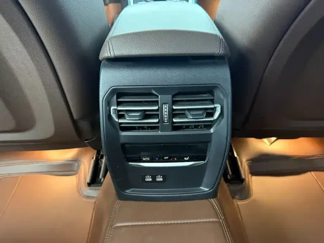 BMW 3 Series — Фото автомобиля 7