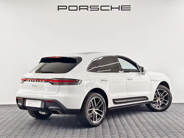Porsche Macan — Фото автомобиля 3