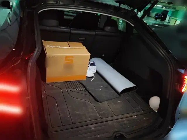 Tesla Model Y — Фото автомобиля 20