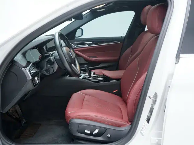 BMW 5 Series — Фото автомобиля 5