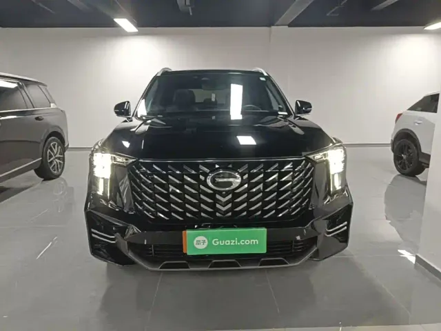 GAC Trumpchi GS8 — Фото автомобиля 2