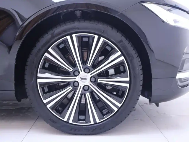 Volvo S90 — Фото автомобиля 6