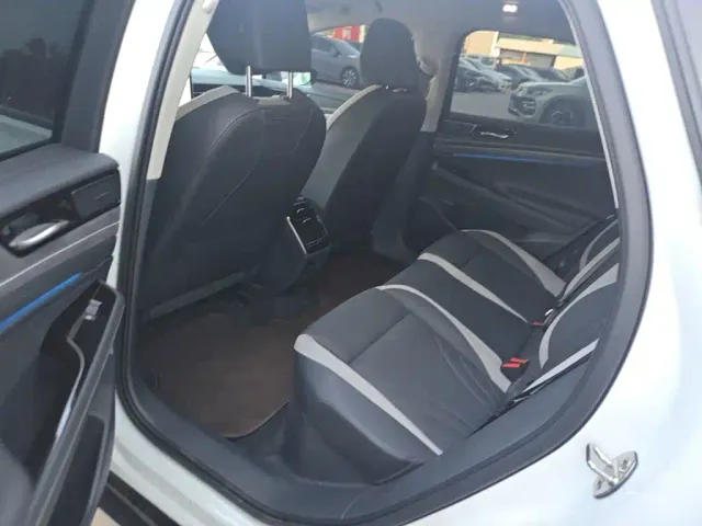 Volkswagen ID.7 Vizzion — Фото автомобиля 16