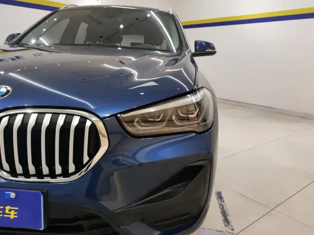 BMW X1 — Фото автомобиля 5