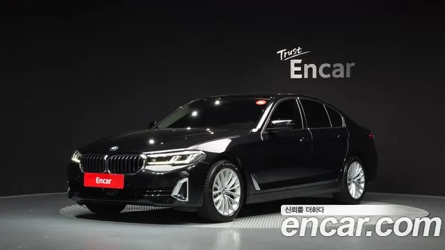 Фотография автомобиля — BMW 5 Series G30