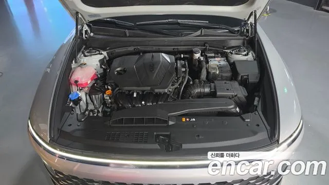 Hyundai Grandeur GN7 — Фото автомобиля 6