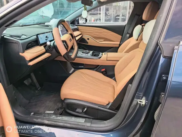 Geely Galaxy Xingyao 8 — Фото автомобиля 4