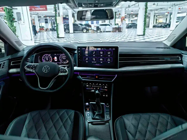 Volkswagen Sagitar — Фото автомобиля 11