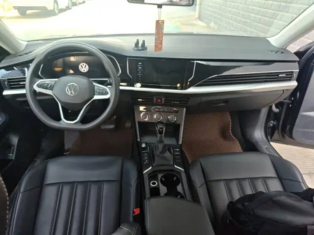 Volkswagen Passat — Фото автомобиля 9