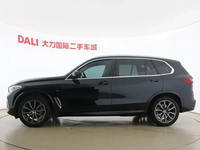 BMW X5 — Фото автомобиля 4