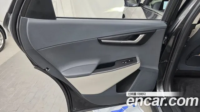 Kia EV6 — Фото автомобиля 14