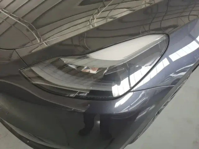 Tesla Model Y 2024 Rear-Wheel Drive Version — Фото автомобиля 23