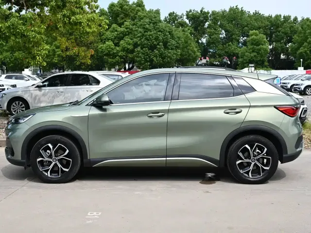 BYD Yuan PLUS — Фото автомобиля 3