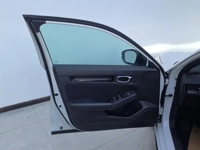 Honda Civic — Фото автомобиля 7