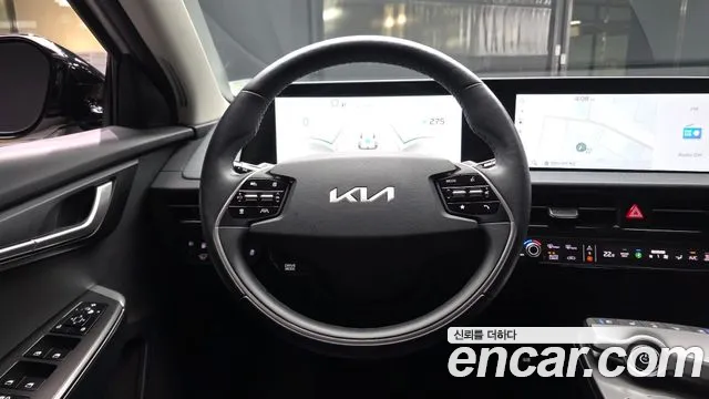 Kia EV6 — Фото автомобиля 18