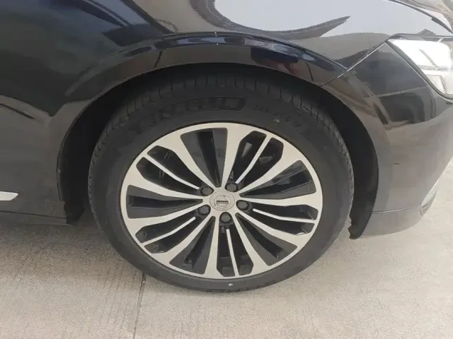 Volvo S90 — Фото автомобиля 6