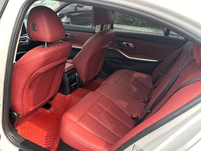 BMW 3 Series — Фото автомобиля 5