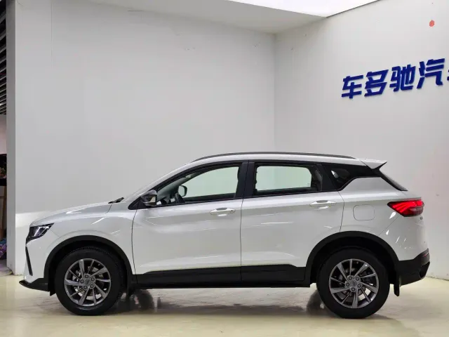 Geely Binyue — Фото автомобиля 4