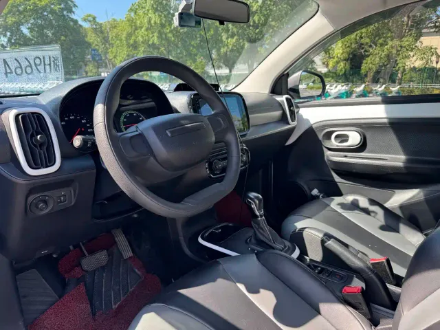 Roewe Clever — Фото автомобиля 5