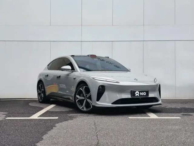 NIO NIO ET5 2022 75kWh — Фото автомобиля 3