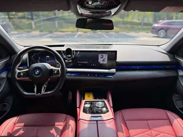 BMW 5 Series — Фото автомобиля 7