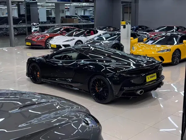 McLaren GT — Фото автомобиля 9