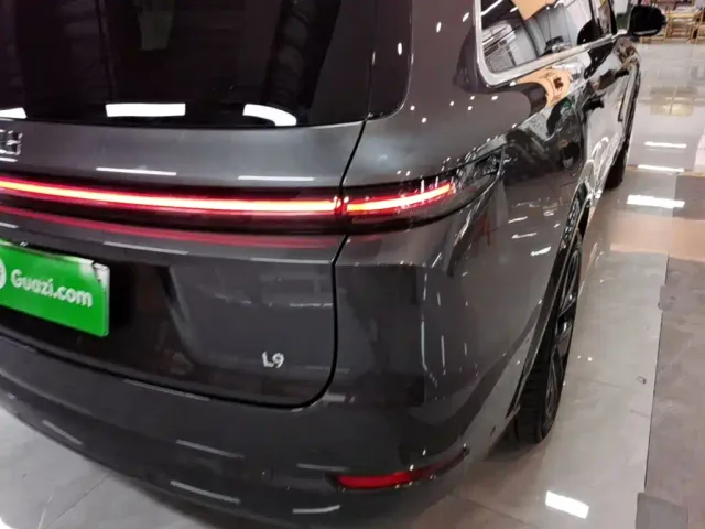 Li Auto L9 — Фото автомобиля 7