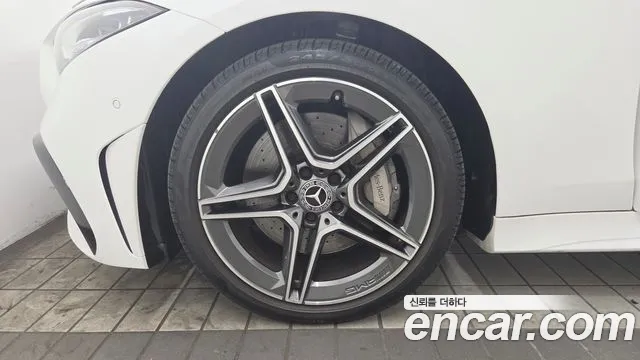 Mercedes-Benz CLS-Class — Фото автомобиля 5