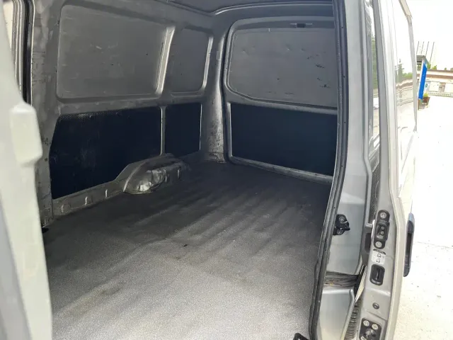 Wuling EV50 — Фото автомобиля 10