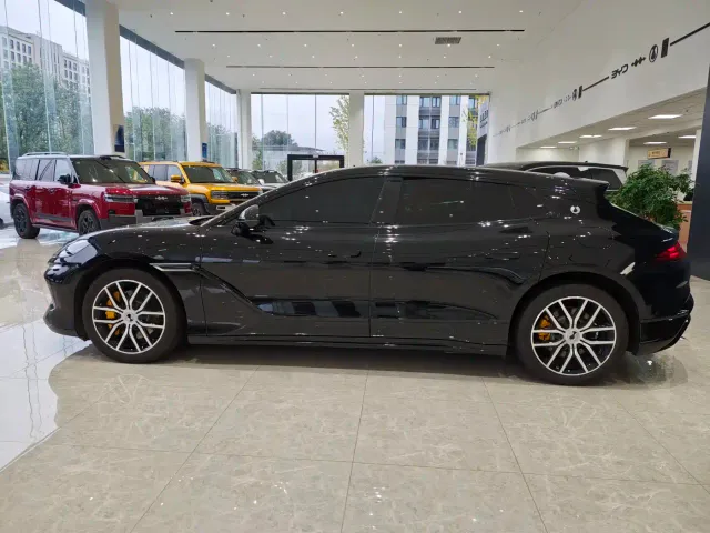 Denza Z9GT — Фото автомобиля 8