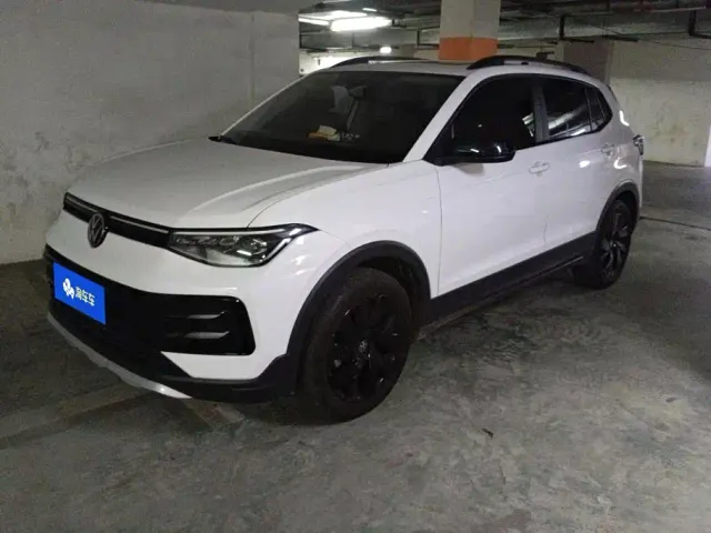 Фотография автомобиля — Volkswagen Tharu