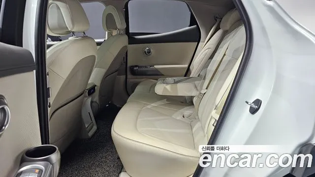 Genesis GV60 — Фото автомобиля 12