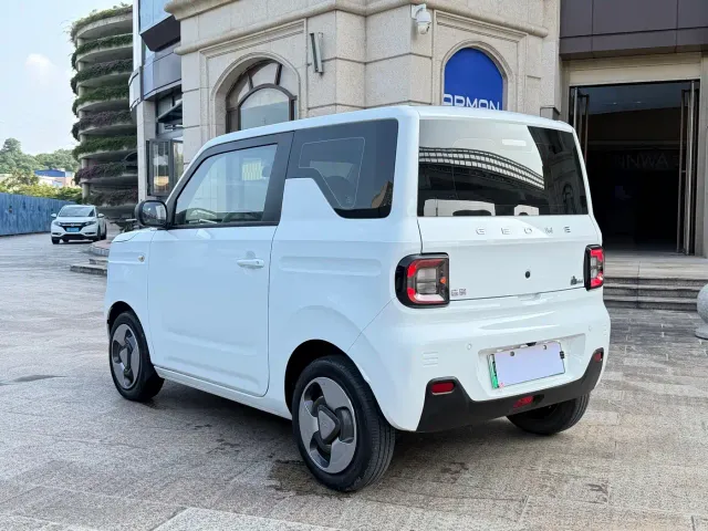 Geely Panda — Фото автомобиля 9