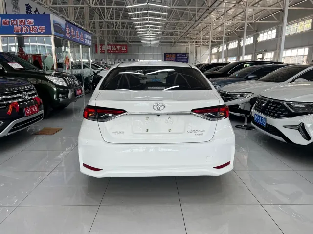 Toyota Corolla — Фото автомобиля 8