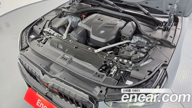 BMW 5 Series G60 — Фото автомобиля 9
