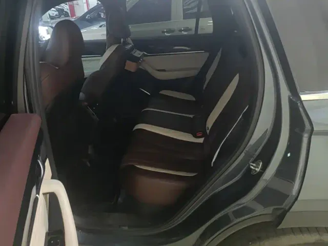 Geely Xingyue L — Фото автомобиля 20
