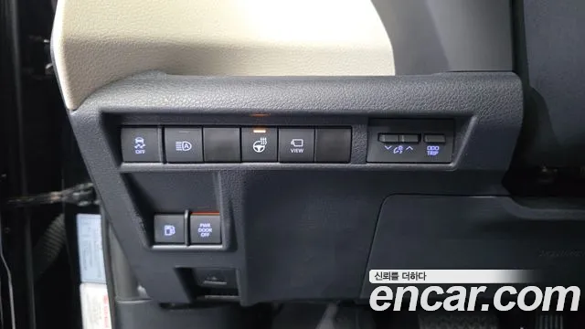 Toyota Sienna — Фото автомобиля 4