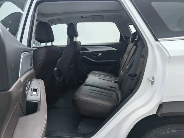 Jetour X90 — Фото автомобиля 15