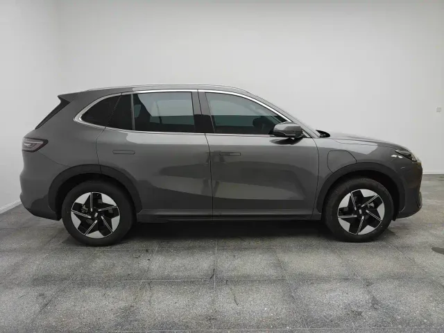 Geely Galaxy E5 — Фото автомобиля 14