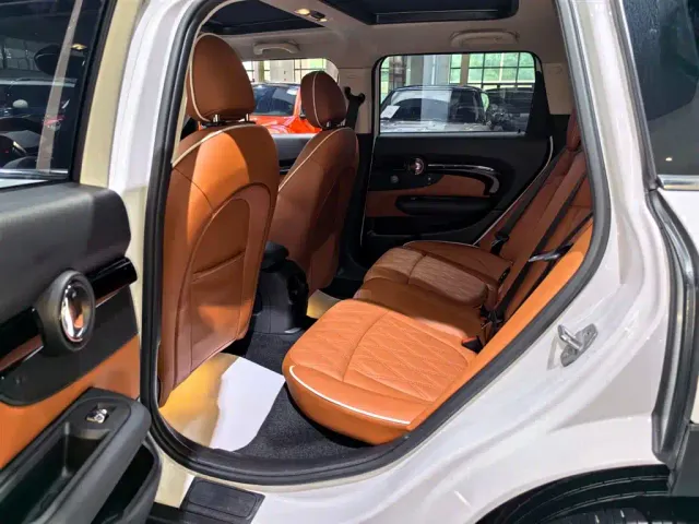 MINI Clubman — Фото автомобиля 15