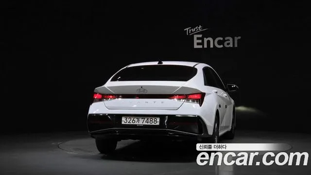 Hyundai Avante — Фото автомобиля 4