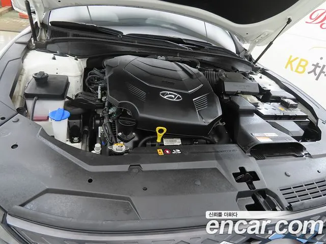 Hyundai Grandeur — Фото автомобиля 19