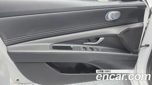 Hyundai AVANTE Smart — Фото автомобиля 24