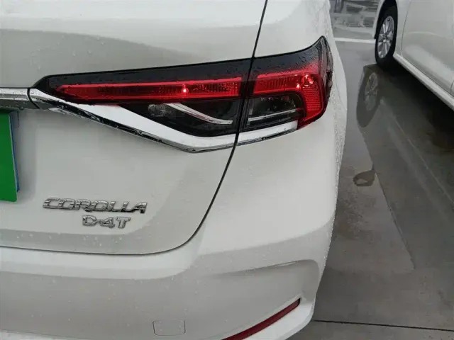 Toyota Corolla — Фото автомобиля 7