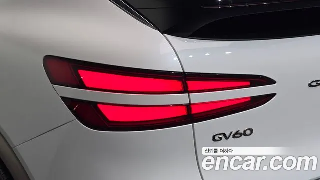 Genesis GV60 — Фото автомобиля 20