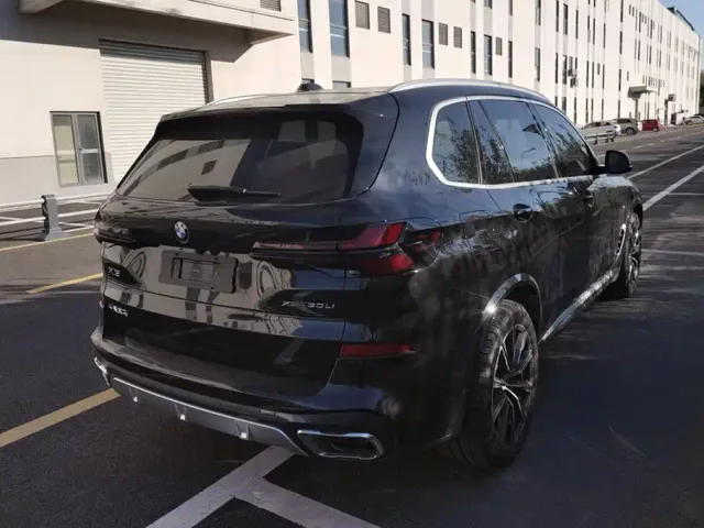 BMW X5 — Фото автомобиля 3