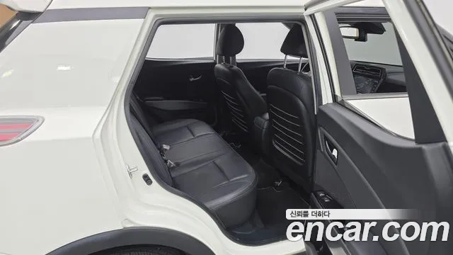 KG_Mobility_Ssangyong TIBOLI Very New Tivoli Бензин 1.5 2WD — Фото автомобиля 11