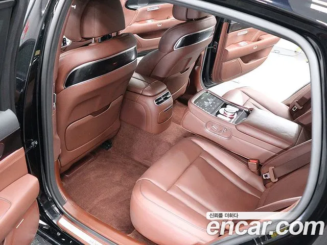 Genesis G90 RS4 — Фото автомобиля 11